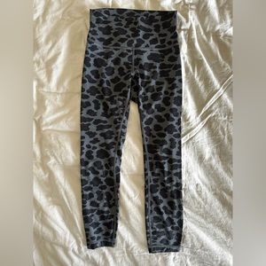 Lululemon Leggings, dark grey/black cheetah print, high rise capri size 6